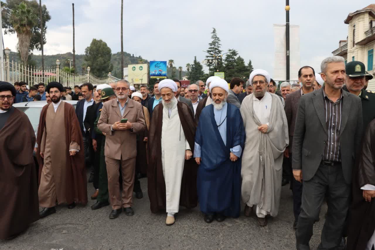 حماسه حضور ملت در راهپیمایی ۱۳آبان خط بطلانی برمحاسبات غلط آمریکا است